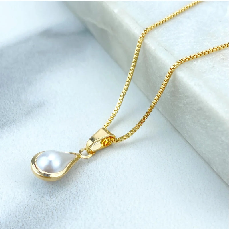 18K Gold Filled Elegant Teardrop Pearl Necklace & Earrings Set